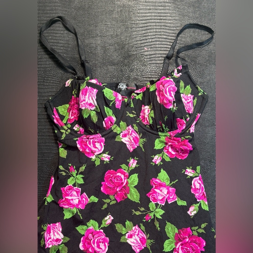 Smart & Sexy Black and Pink Floral Sleepwear Size 36C - Picture 2 of 4